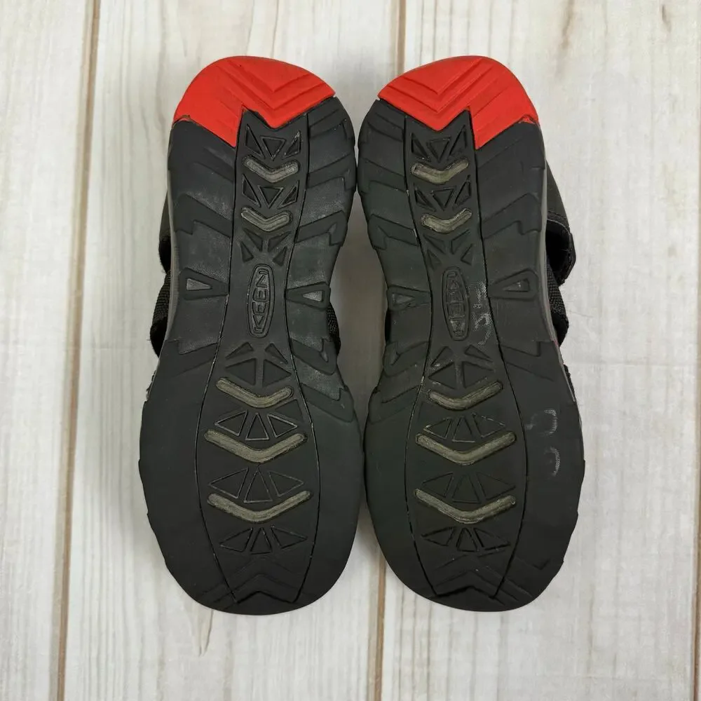 Keen Kids Black Red Newport H2 Water Sandals Hook Loop Shoes Size 5 Youth